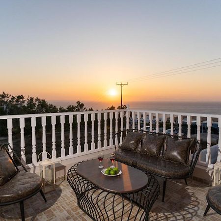 Villa Amarie House With Sea View & Sunset View à Oia  Extérieur photo