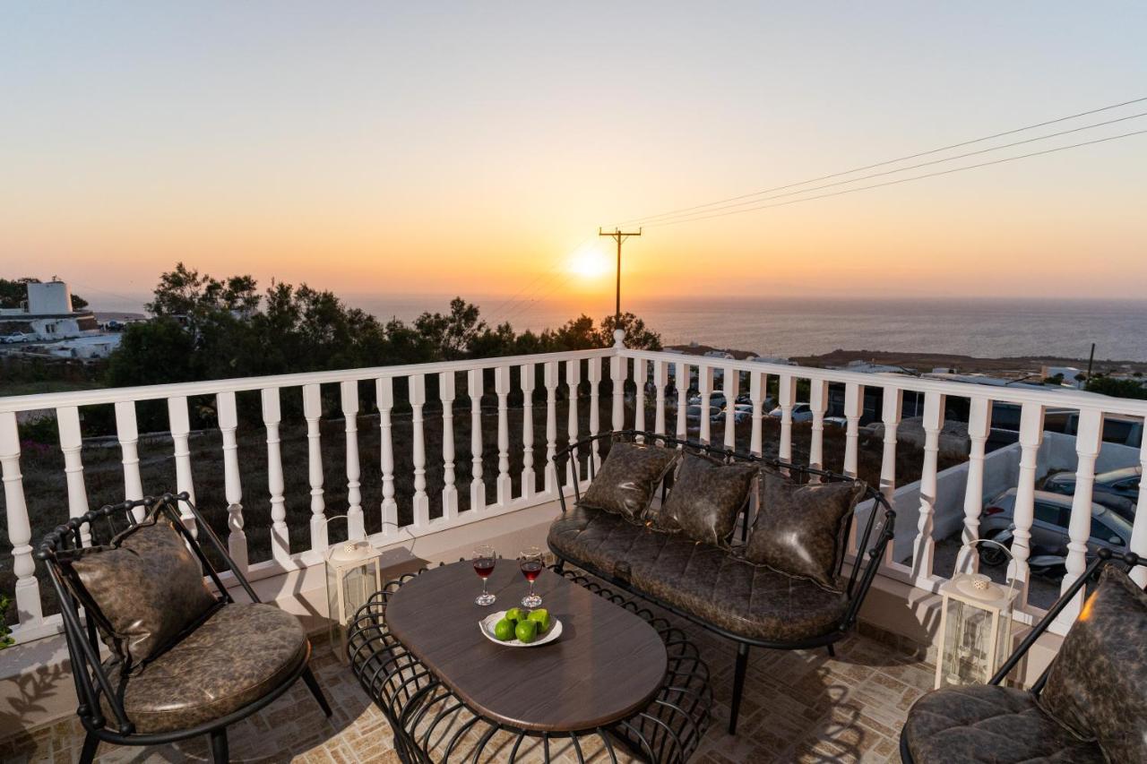 Villa Amarie House With Sea View & Sunset View à Oia  Extérieur photo
